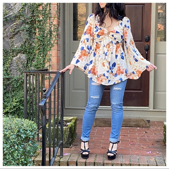 ✨LAST ONE✨Pretty boho chic beige floral tunic - Picture 5 of 6